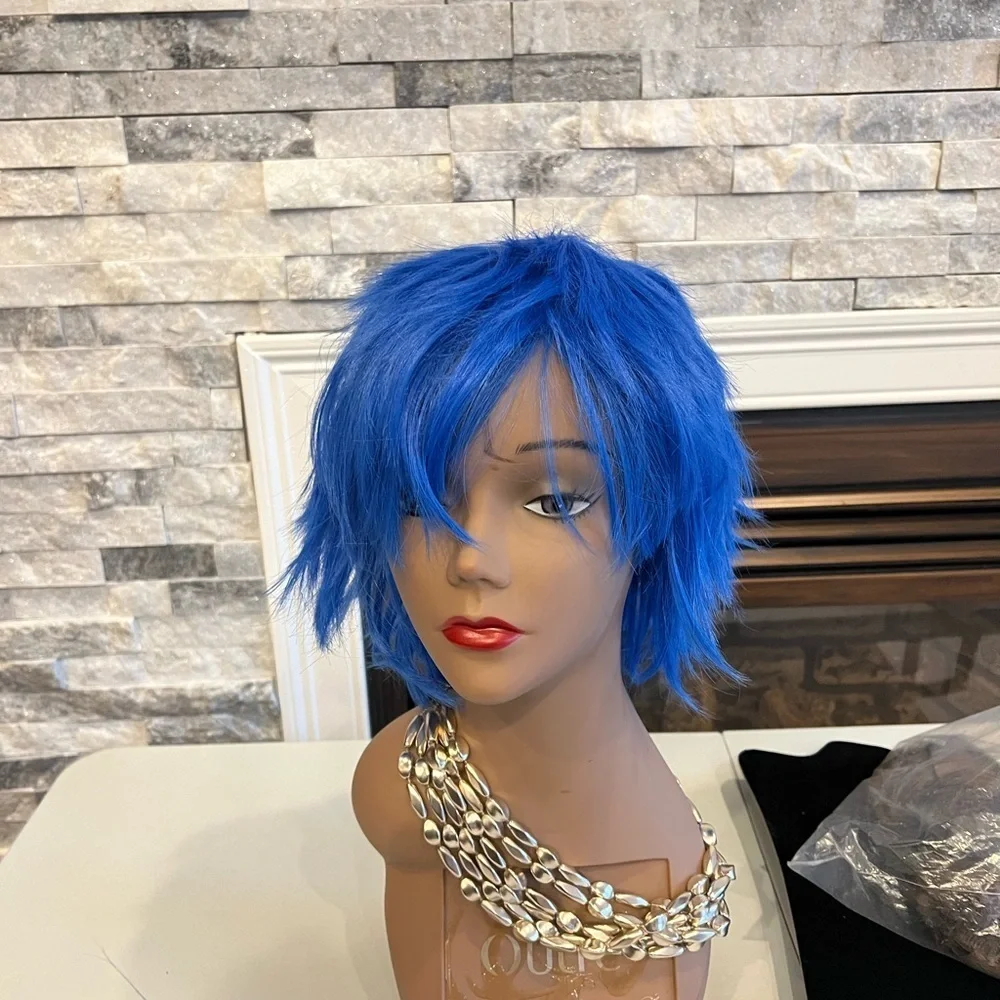 Vibrant Blue Anime Cosplay Wig – Layered Short Hair with Bangs for Cosplay
